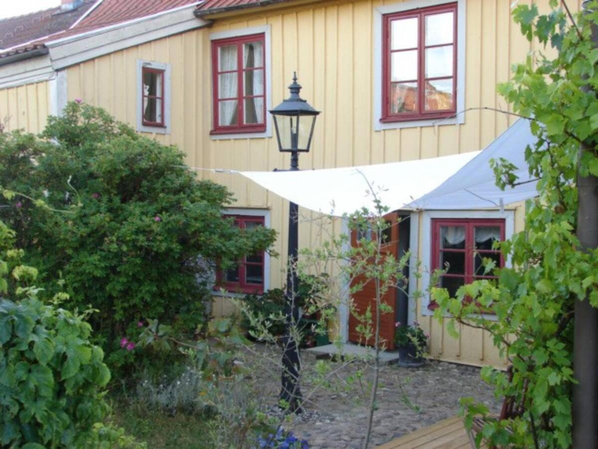 One Room Bed & Breakfast Skanninge Exterior photo