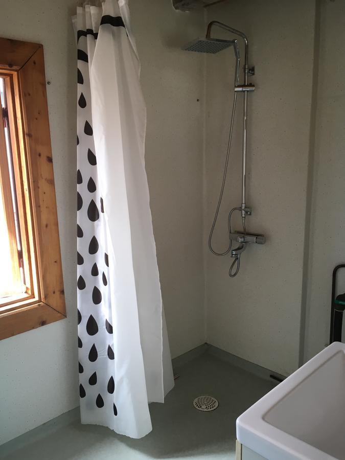 One Room Bed & Breakfast Skanninge Exterior photo